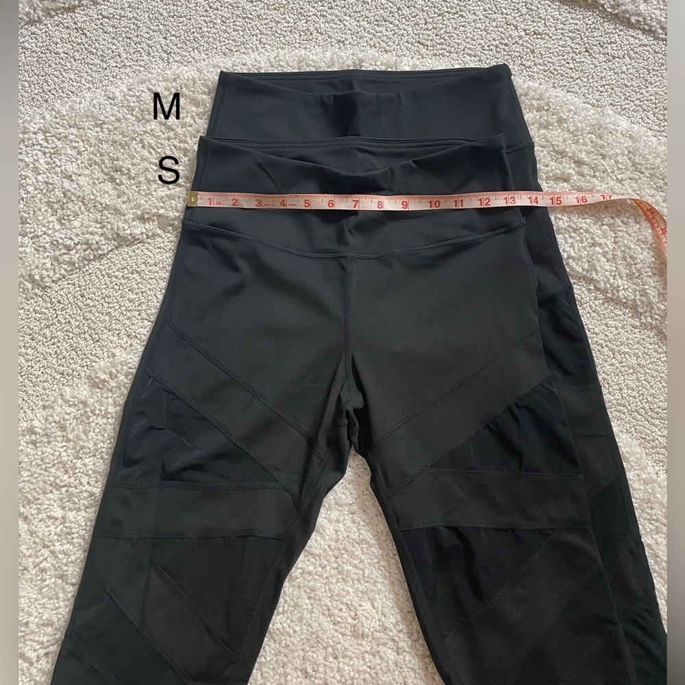 Black leggings fitness small and medium NWT - Picture 5 of 7